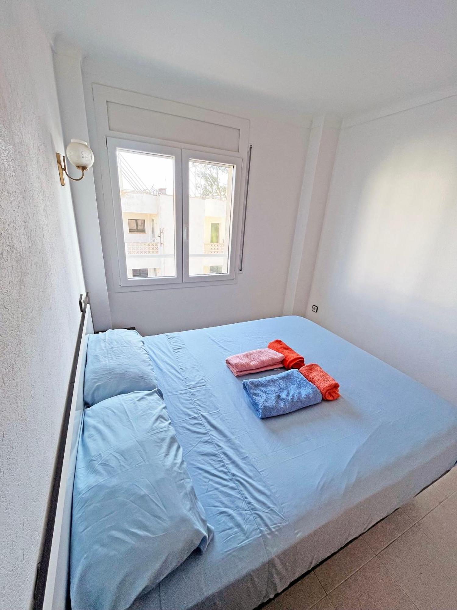 Apartamento De 3 Habitaciones En El Centro L' Escala Екстериор снимка