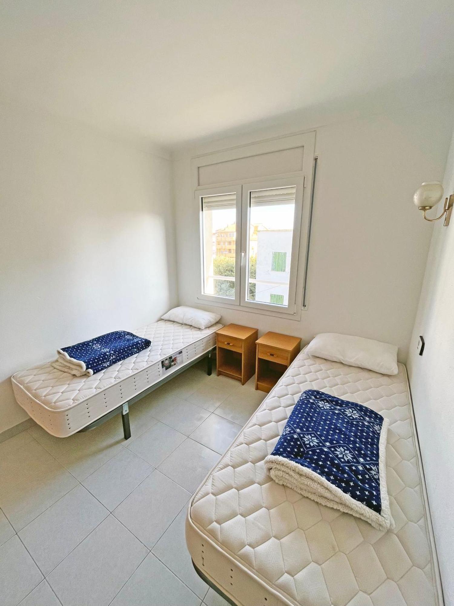 Apartamento De 3 Habitaciones En El Centro L' Escala Екстериор снимка