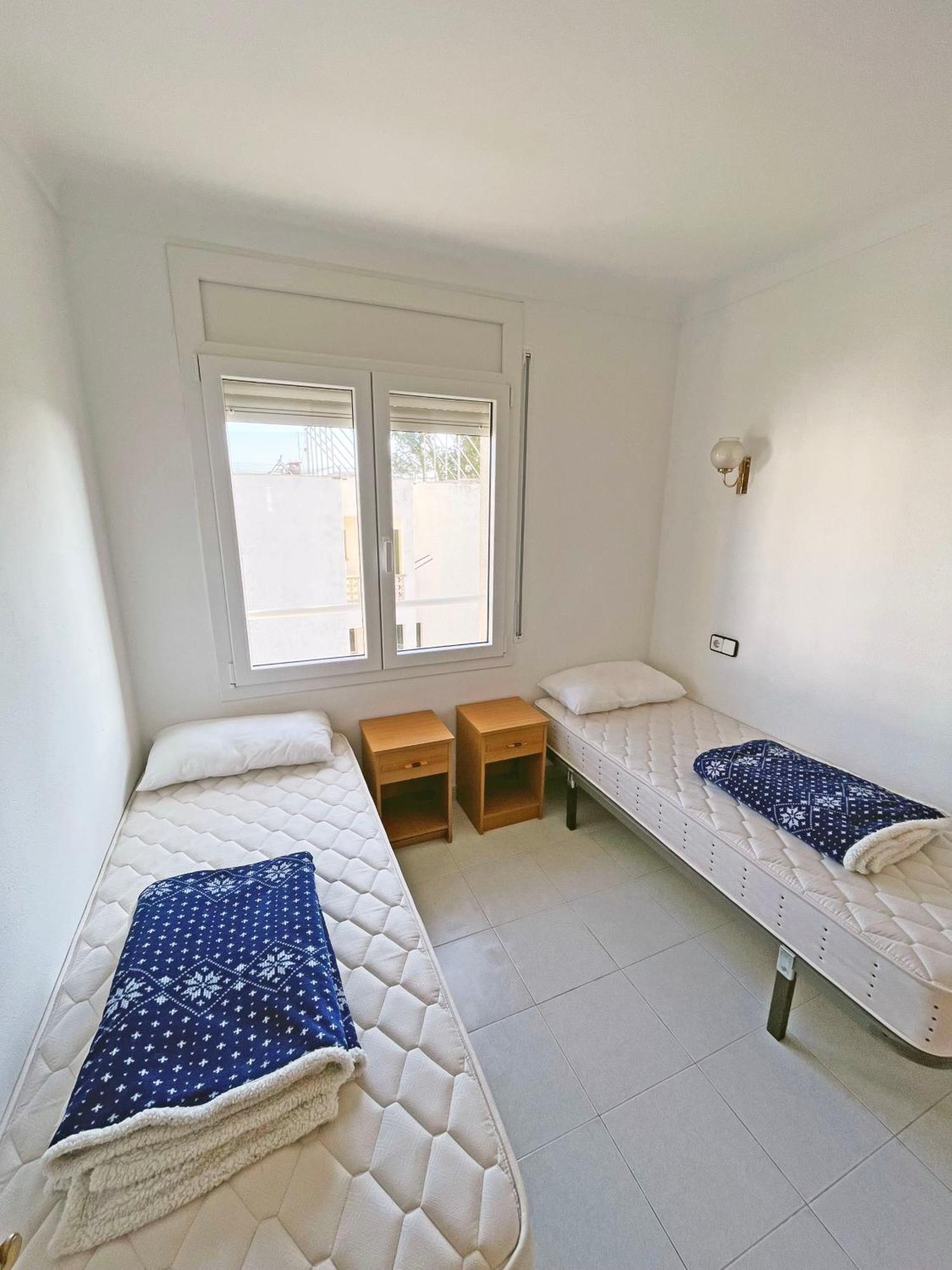Apartamento De 3 Habitaciones En El Centro L' Escala Екстериор снимка